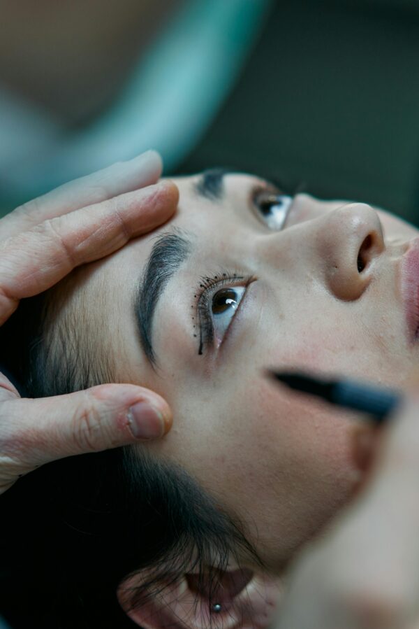 preparando intervención blefaroplastia asiatica